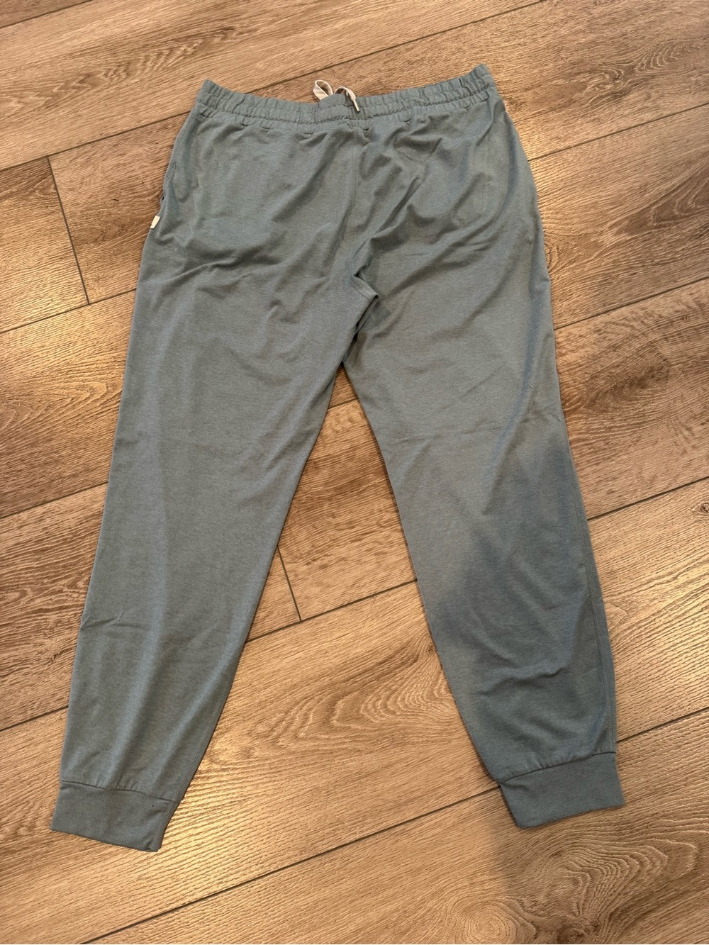 Vuori Performance Joggers, M, light slate blue color - Picture 2 of 5